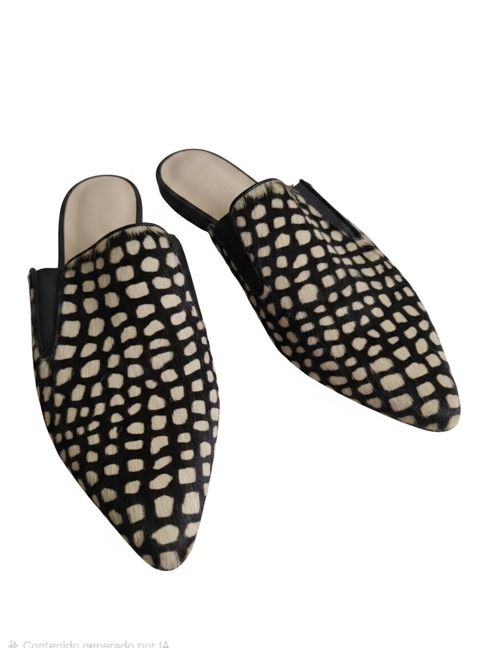JENNI KAYNE Stylish Black and White Mules Girafe
